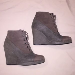 Stuart Weitzman Boots 7.5